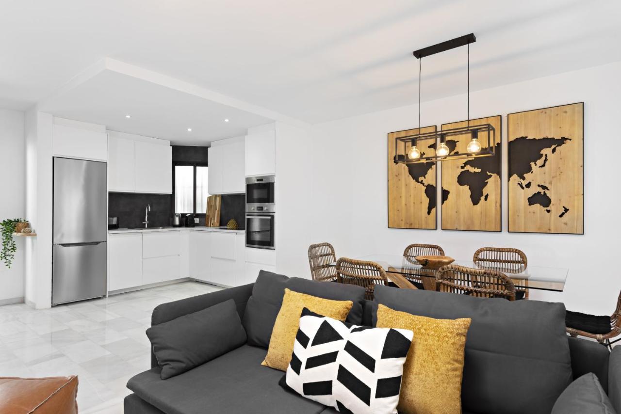 Two Bedroom Apartment In Puerto Banus With Terrace Marbella Exterior photo